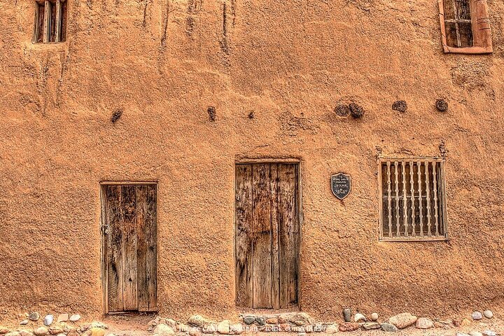 Santa Fe Culture: 3-Hr Private Tour with Georgia O’Keeffe Museum - Photo 1 of 6